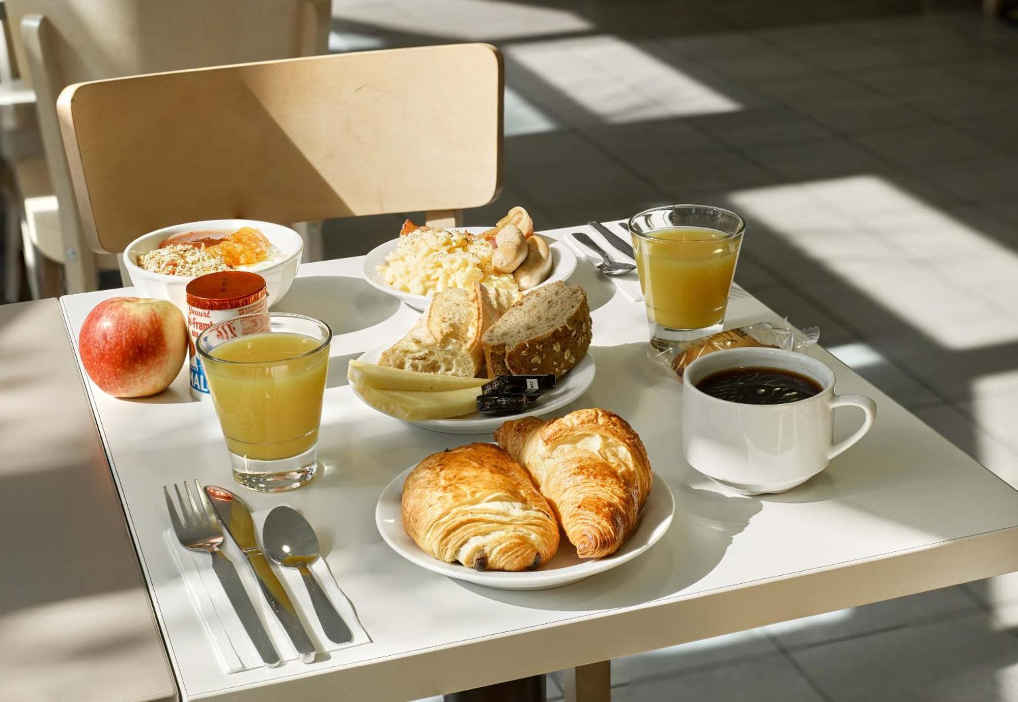 B&B Hotel Orly Rungis Aeroport 2 Etoiles Εξωτερικό φωτογραφία